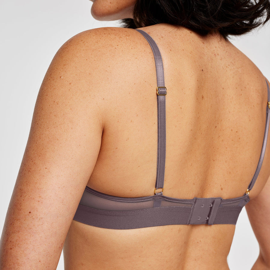 Meg wears 34B
