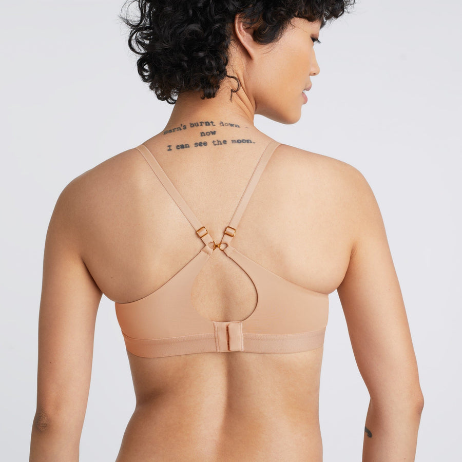 Lok wears 30A