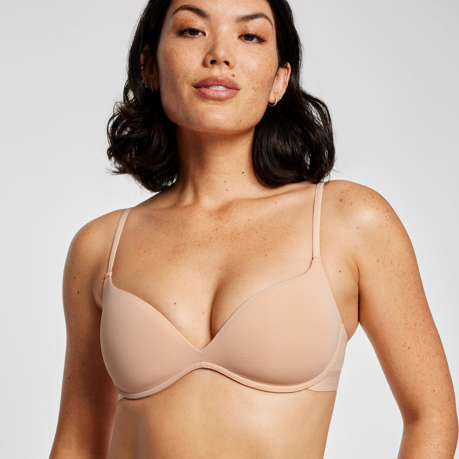 Meg wears 34B
