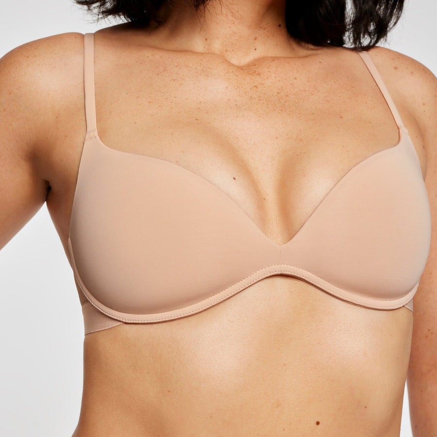 Meg wears 34B