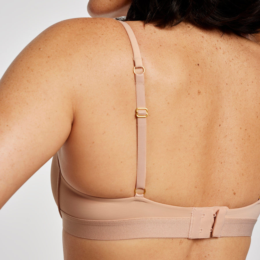 Meg wears 34B