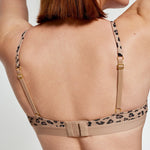 Carina wears 32A