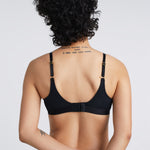 Lok wears 30A