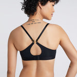 Lok wears 30A