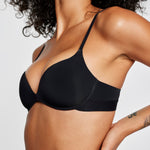 Keyshla wears 32B