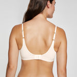 Dominique wears 34B