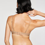 Cindy wears 30B