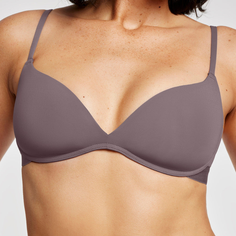 Meg wears 34B
